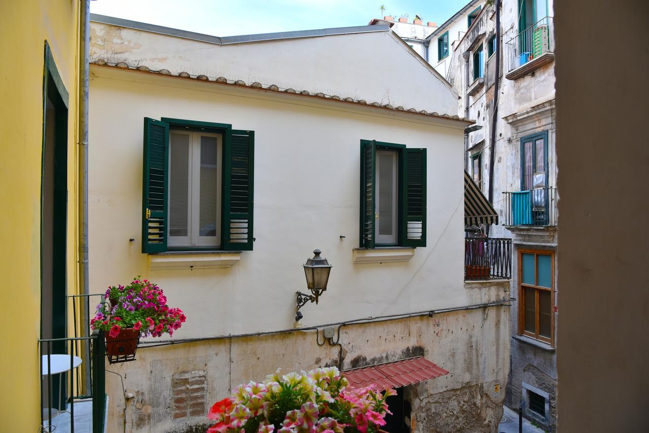 La Dolce Vita Salerno Bed and Breakfast Εξωτερικό φωτογραφία